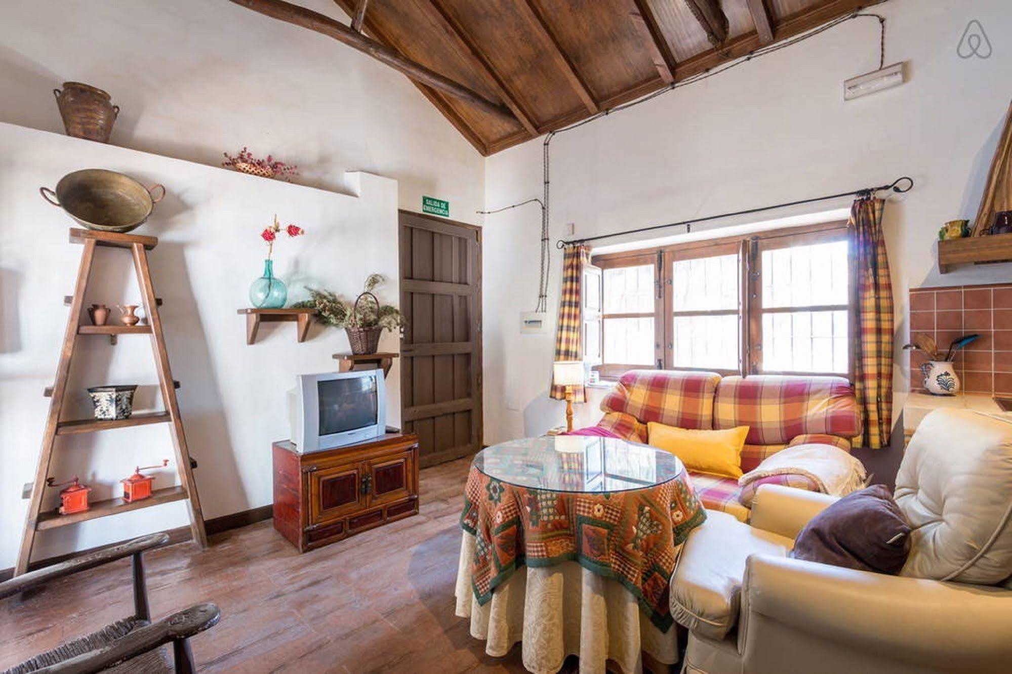 Alojamiento Rural El Cortijuelo Otel Illora Dış mekan fotoğraf